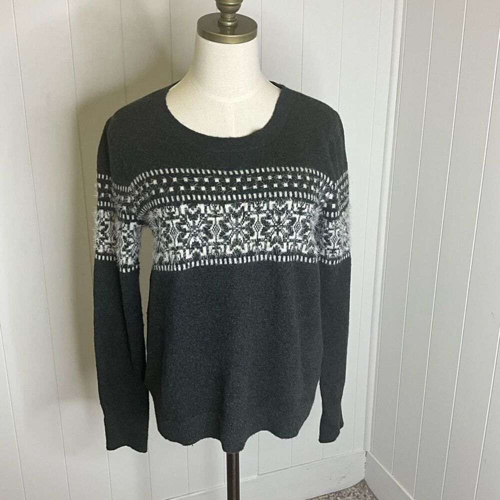 Loft Women's Size Medium Black White Snowflake Wool Mohair Blend Pullover Sweate